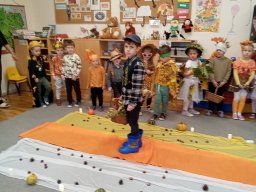 2025-10-22 Jesienna moda u Krasnali